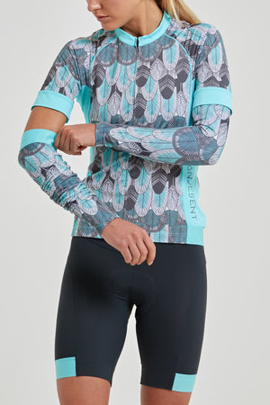 Shield Sleeves Arm Warmers (Feather Print)